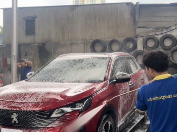 CÓ NÊN RỬA XE THƯỜNG XUYÊN KHÔNG??